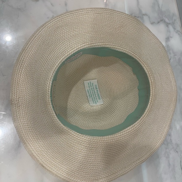Eric Javits Hampton Hat in Cream - Picture 13 of 13